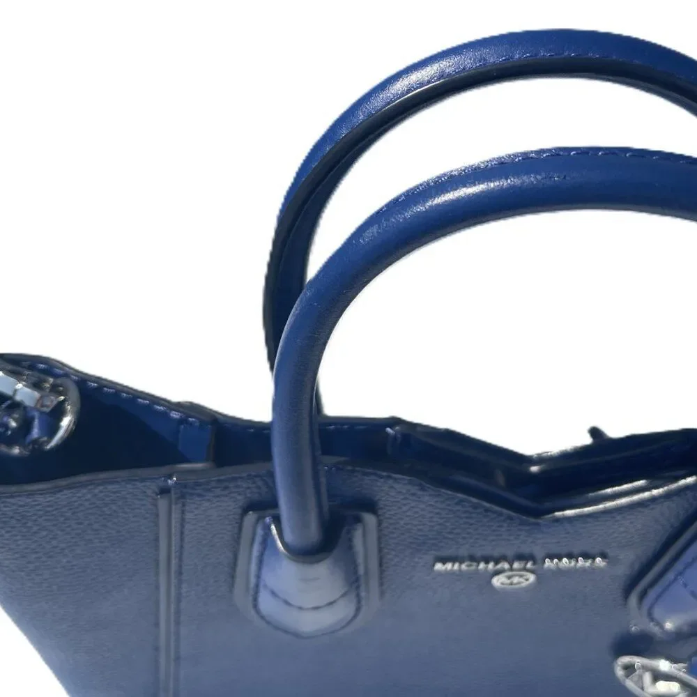 Michael Kors Leather Sapphire Small Mae Messenger Bag - Picture 4 of 12